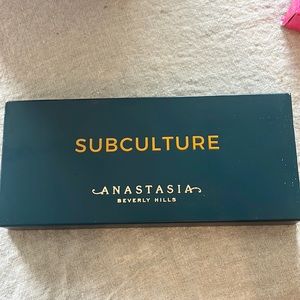 Subculture Anastasia Beverly Hills palette